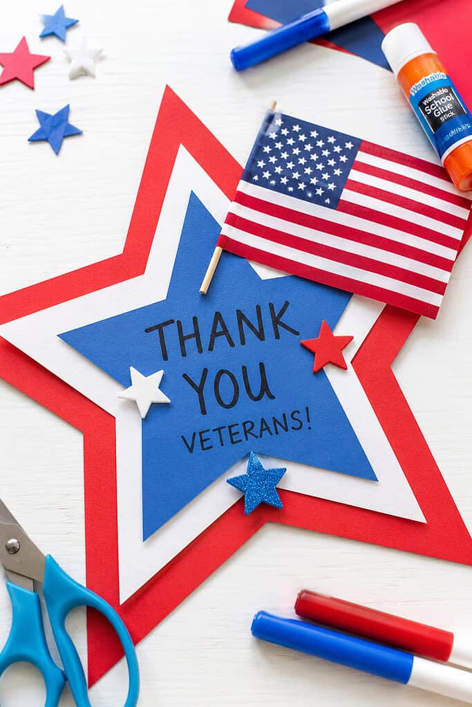 A simple, easy-to-make children's Veterans Day craft